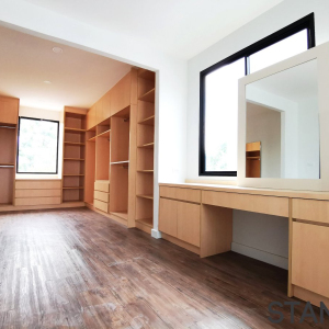 SDDC-products-wardrobes-walk-in-closet_002